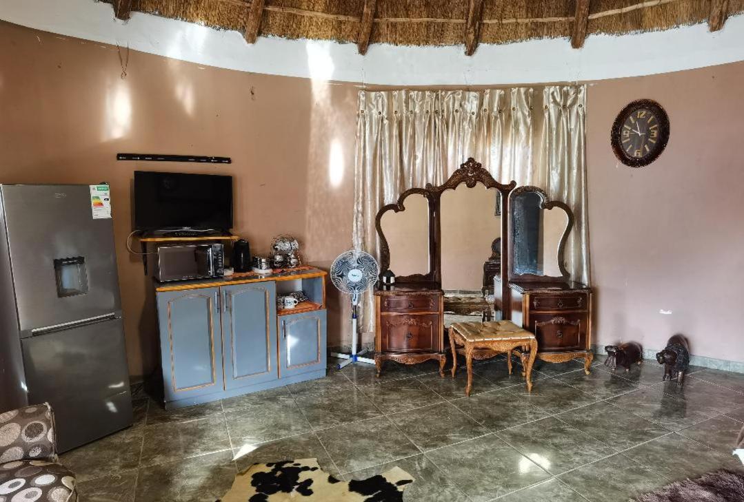 The Round House Manguzi Exterior photo